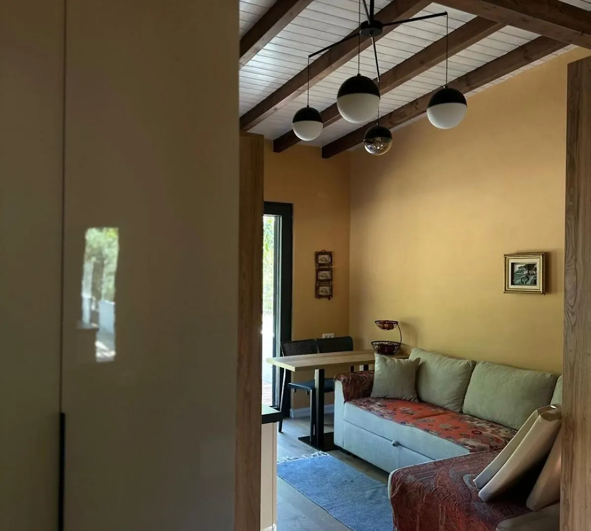 Appartamento Soleil Baks-Rrjoll 0*,